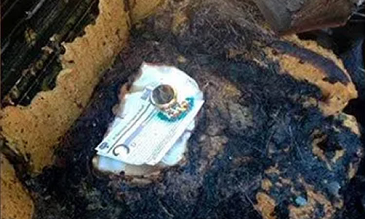 Igreja investiga incêndio de carro